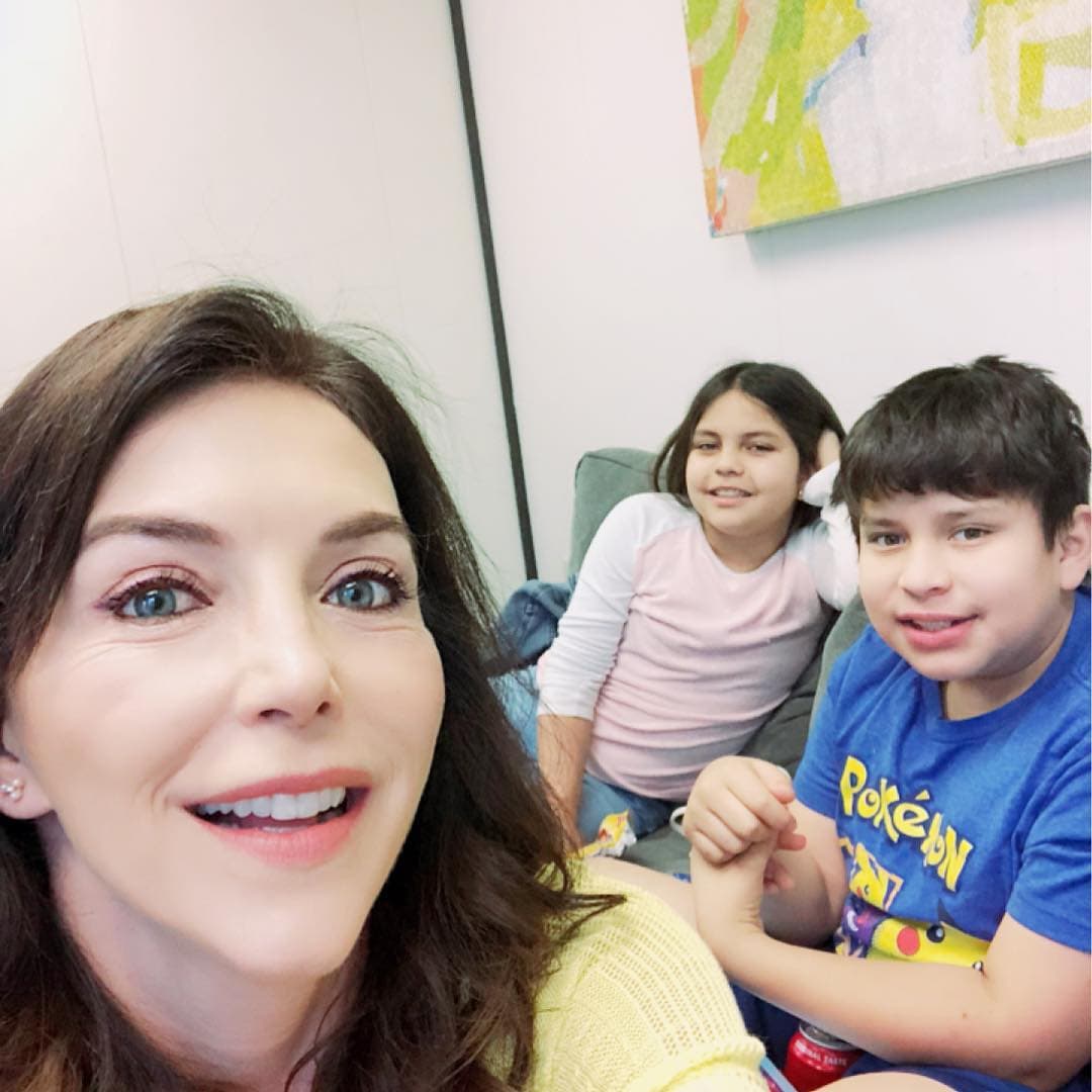 <b>Los más chicos son adoptados</b>. Alejandro llegó a su vida en 2008, cuando él tenía un año, y Ana Sofía en 2009, tenía 3 meses de edad.
<br>