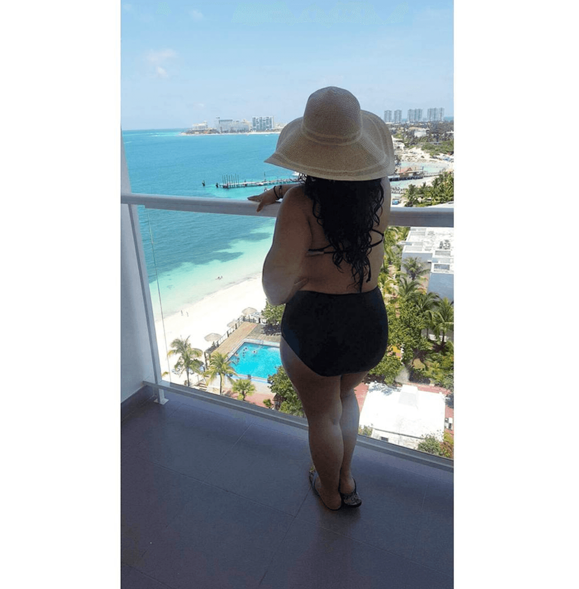 "Siento que vivimos en un mundo que se basa mucho en lo fisíco y siempre trato de motivar a las mujeres que no se sientan menos porque no tienen o la estatura o la talla perfecta".