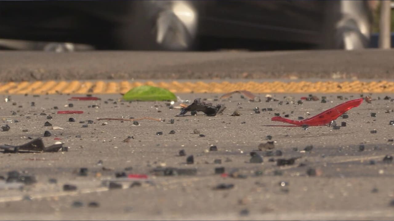 La madre del niño manejaba la minivan cuando fueron alcanzados por la velocidad del tren Amtrak.