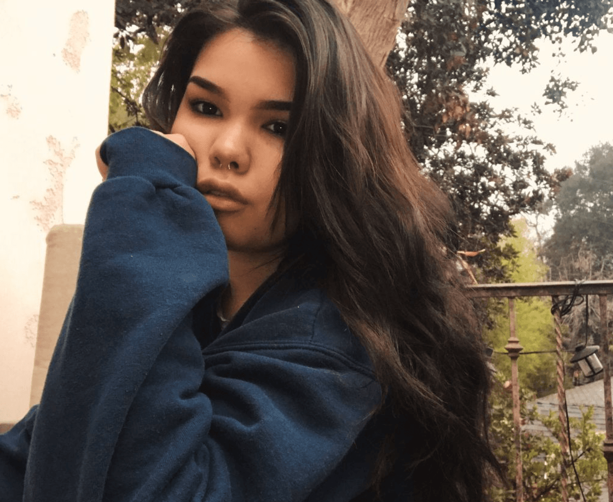 De acuerdo con la información en su Instagram, la joven vive en Los Ángeles y es directora de cine. Uno de los proyectos que dirigió fue ‘Pink Elephant’.