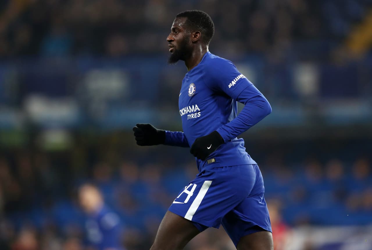 Sevilla se alista a reemplazar a Steven N'Zonzi con el también francés Tiemoue Bakayoko, hoy en el Chelsea.