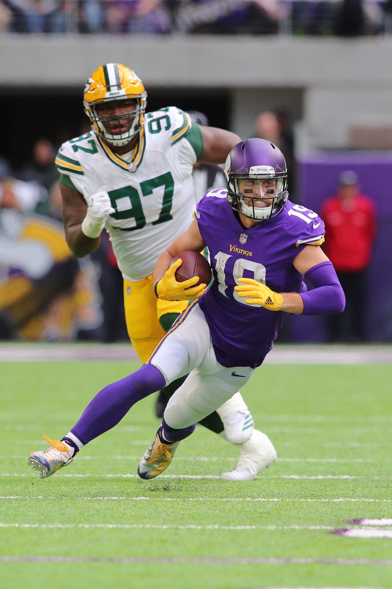 Por último, Adam Thielen fue el mejor receptor de los Vikings sumando 9 recepciones más para 97 yardas en la victoria sobre los Packers.