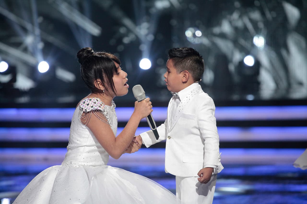 Para después darle paso, nuevamente, a su compañera Adilene.