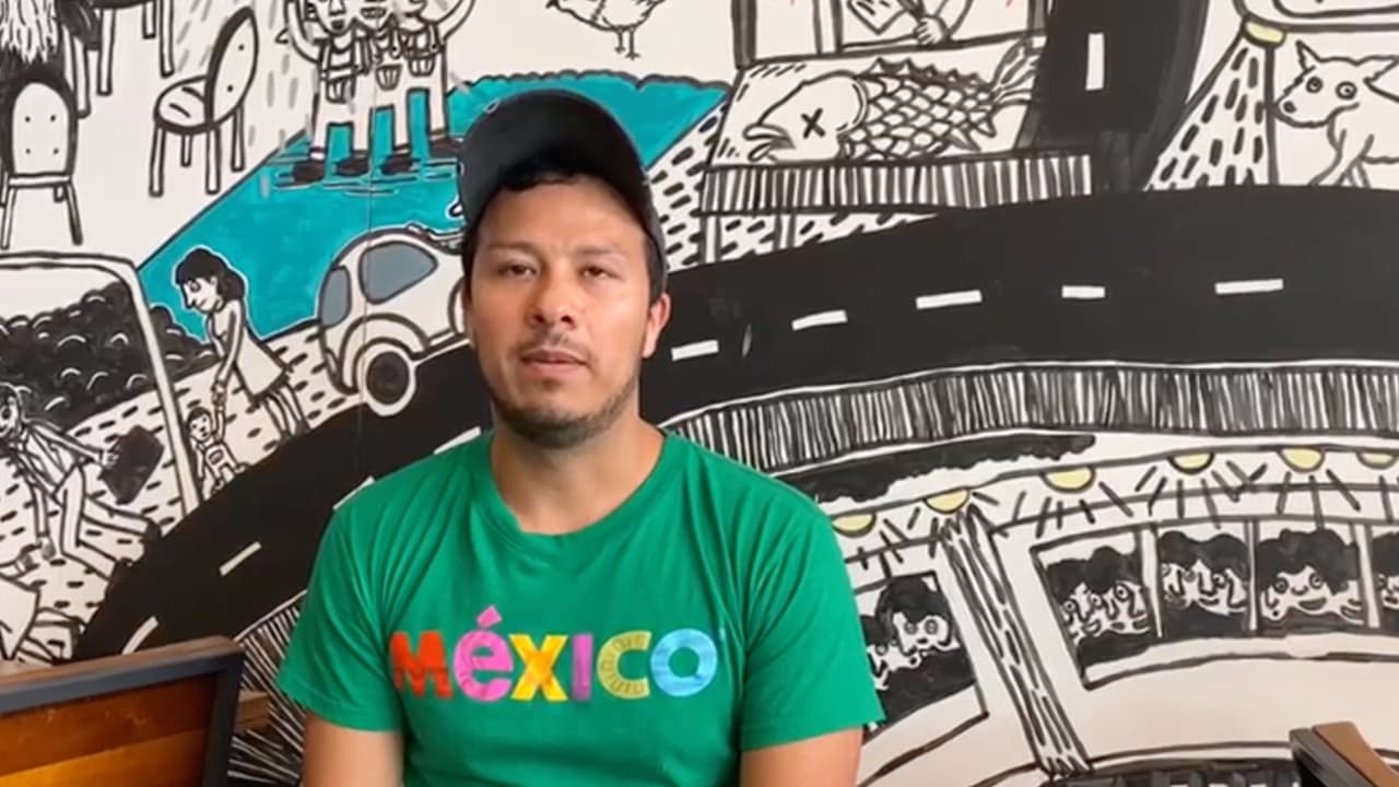 Oscar tuvo a su cargo el reparto de los alimentos e indicó que fue una gran oportunidad de agradecer a los hispanos.