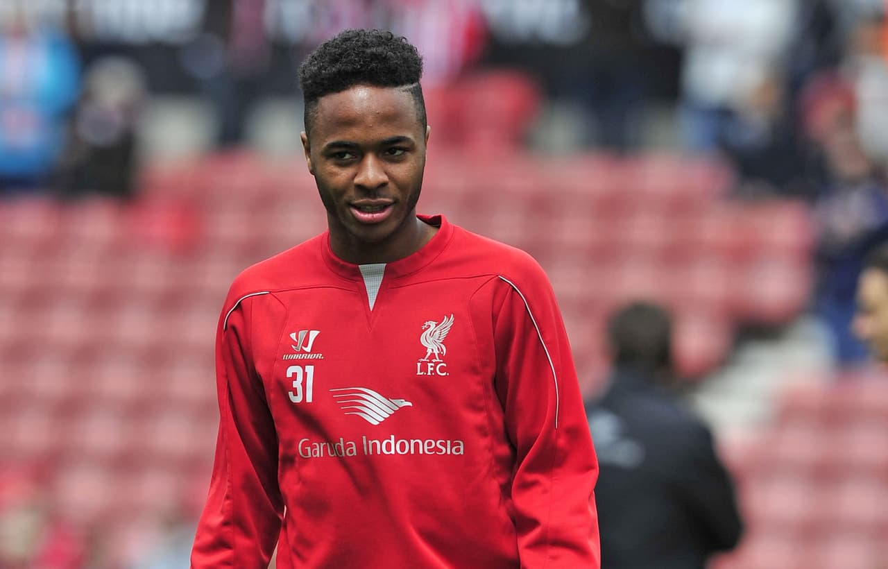 El Manchester City anuncia la contratación de Raheem Sterling