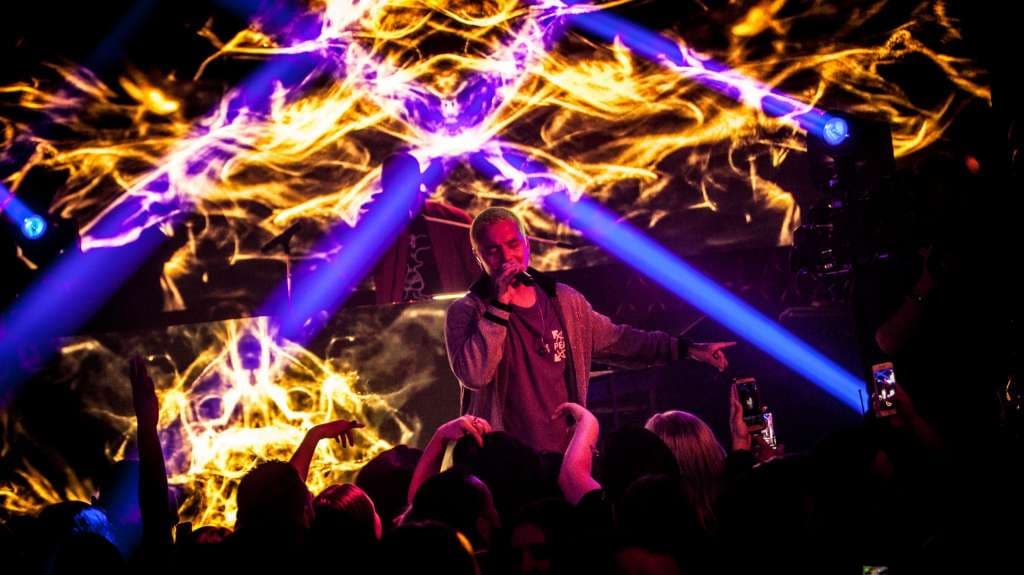 La atracción principal fue J. Balvin, que causó furor entre los fans.