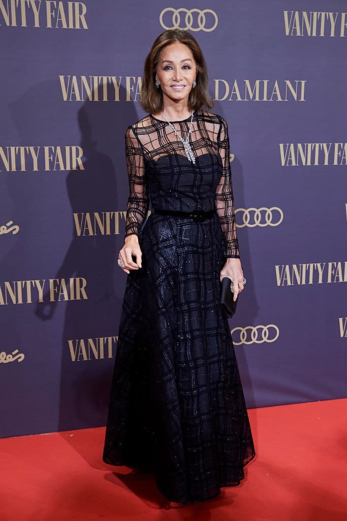 Falcó y Preysler se conocieron a finales de la década de 1970, cuando ella todavía estaba casada con el cantante
<b>Julio Iglesias</b>, en una proyección de la película 'Saturday night fever', detalló
<a href="https://www.vanitatis.elconfidencial.com/famosos/2020-03-20/carlos-falco-marques-grinon-mujeres-preysler-dona_2508619/" target="_blank">El Confidencial</a>.
<br>