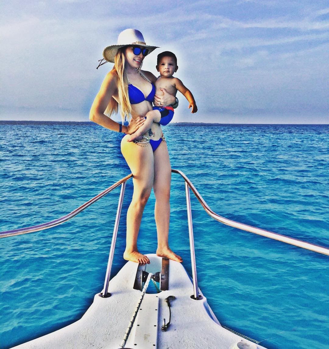 Con él tiene un hijo de dos años a quien llamaron Javrich y que dice le encantaría siguiera sus pasos pero promete apoyarlo en lo que sea que él elija.