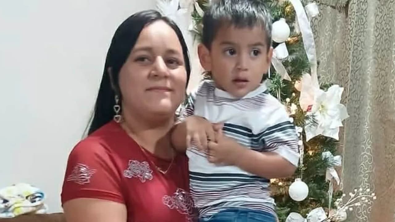 Niño de 2 años murió por golpes tras deportación de su madre; tío enfrenta cargos