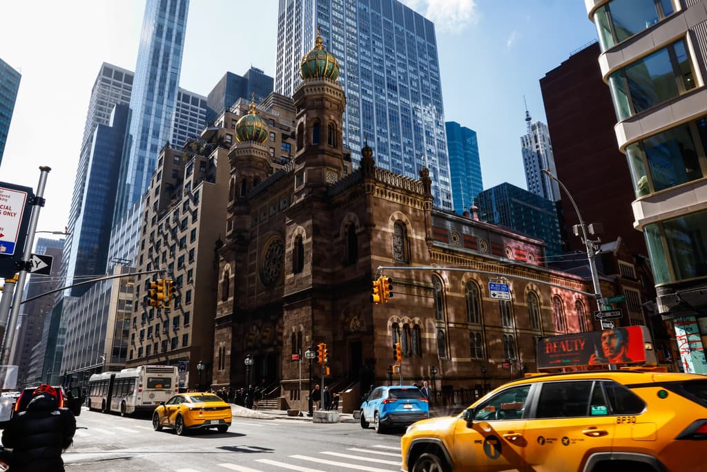 La Central Synagogue en Manhattan, Nueva York, el 28 de febrero del 2026. (AP foto/Kena Betancur)