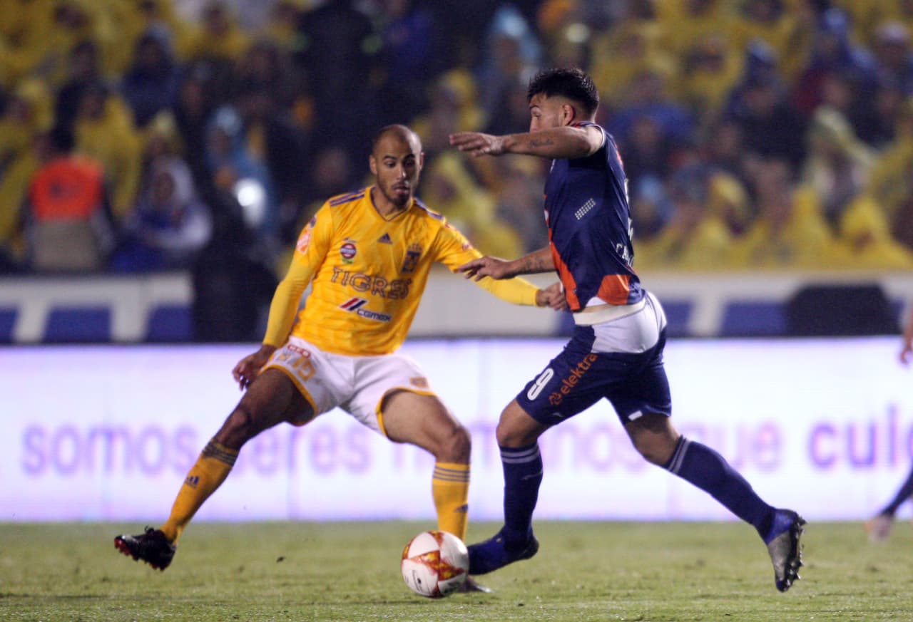 Sin embargo, el equipo local emparejó el trámite y comenzó a generar ocasiones de gol.