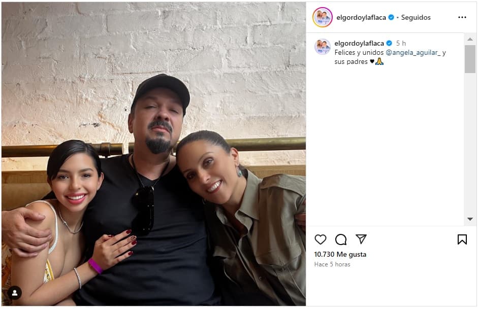 Ángela Aguilar con sus papás, Pepe Aguilar y Aneliz Álvarez.