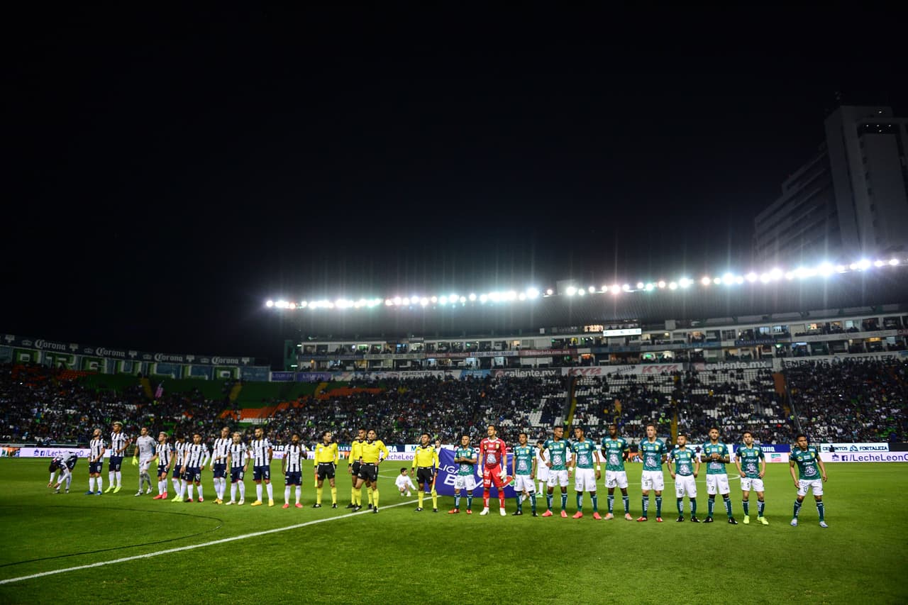 Luis Montes se lució con doblete en la goleada de 3-1 sobre el campeón Monterrey que alaga su racha a cinco jornadas sin triunfo.