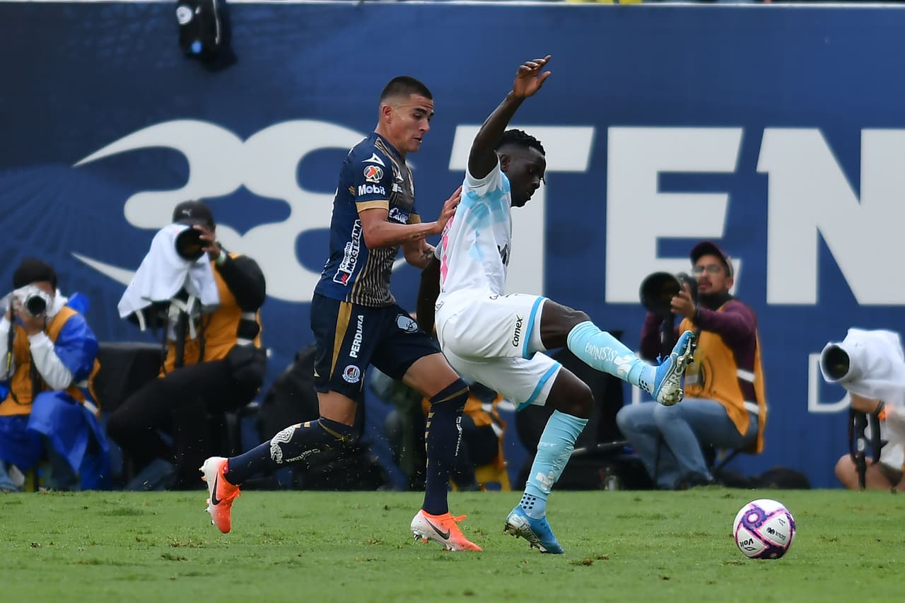 San Luis 0-2 Querétaro. Pereira y Romo marcaron los goles de Gallos.