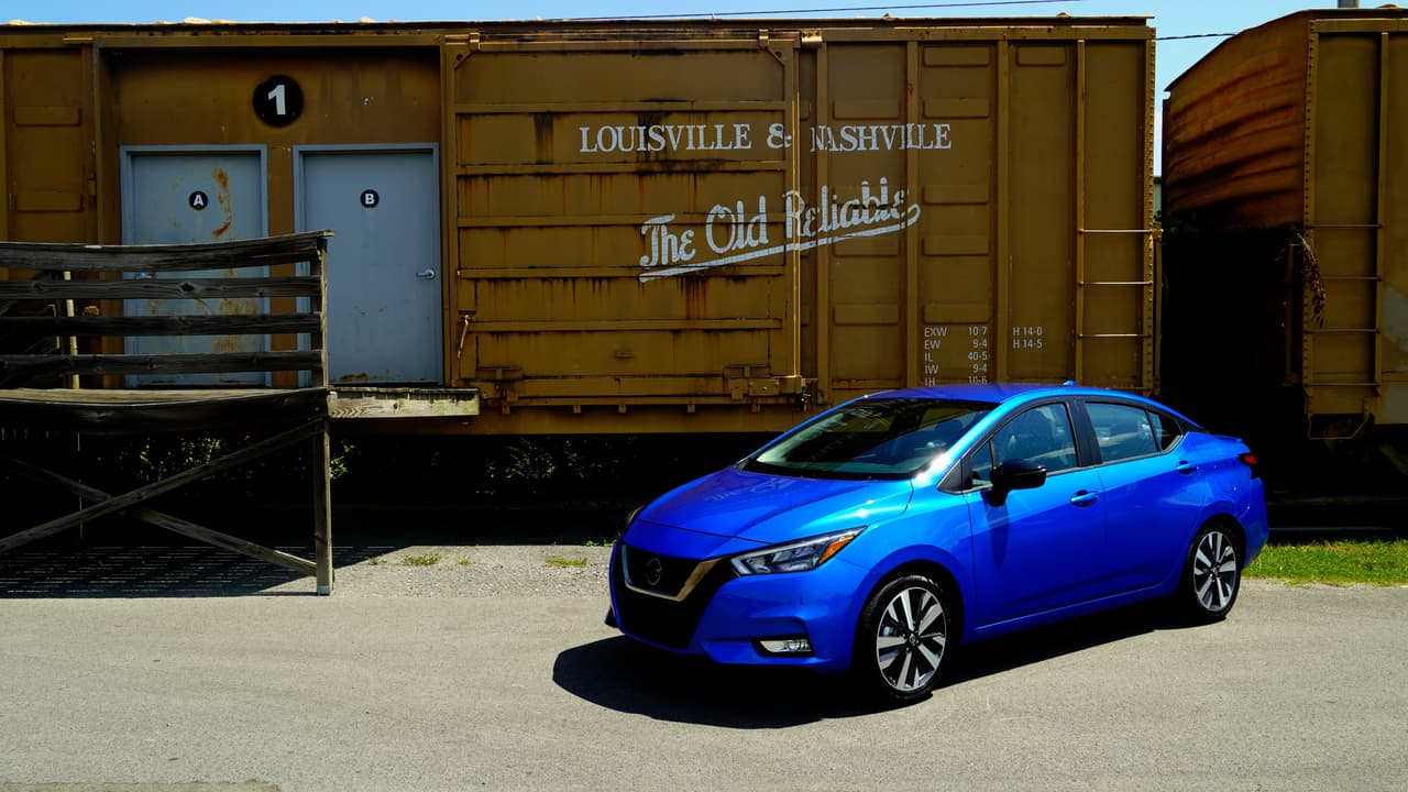 Nissan Versa 2020