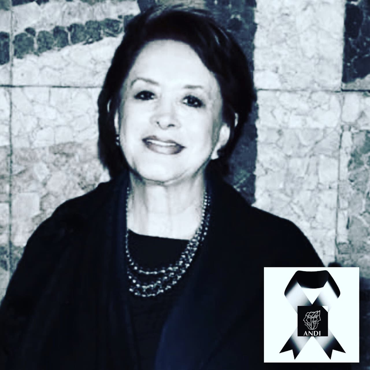 Cecilia Romo falleció a los 74 años este domingo 31 de agosto a las 10:55 de la noche tras una larga lucha contra el covid-19, enfermedad que contrajo en abril pasado.