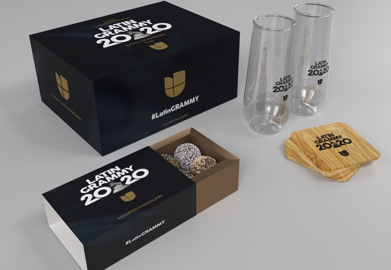 Celebra y brinda la excelencia musical con el Kit exclusivo de los Latin Grammy's!