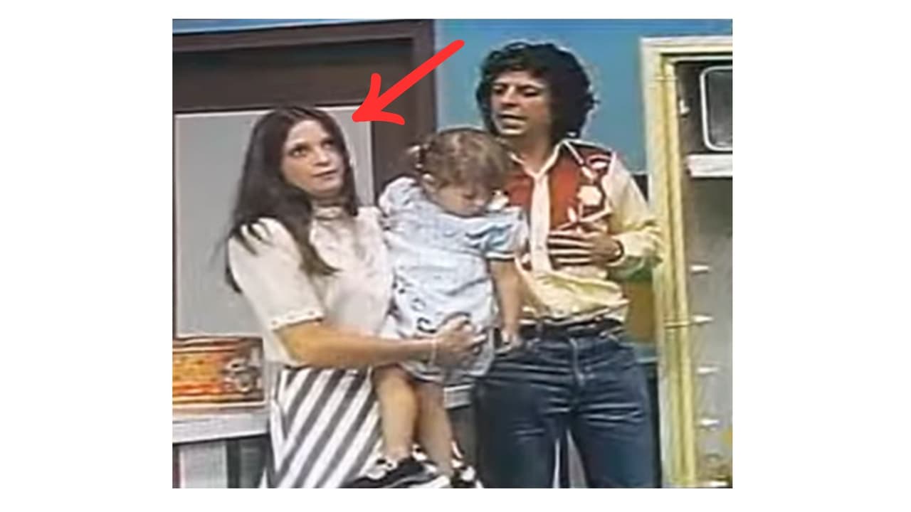 Xóchitl Vigil junto a su hija y César Bono en 'Hogar Dulce Hogar'.