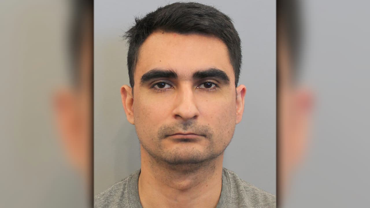 Alan Montelongo, de 26 años, está preso en la cárcel del condado Harris, en Texas, luego de que su propio padre lo denunciara por torturar y matar al perro de la familia.