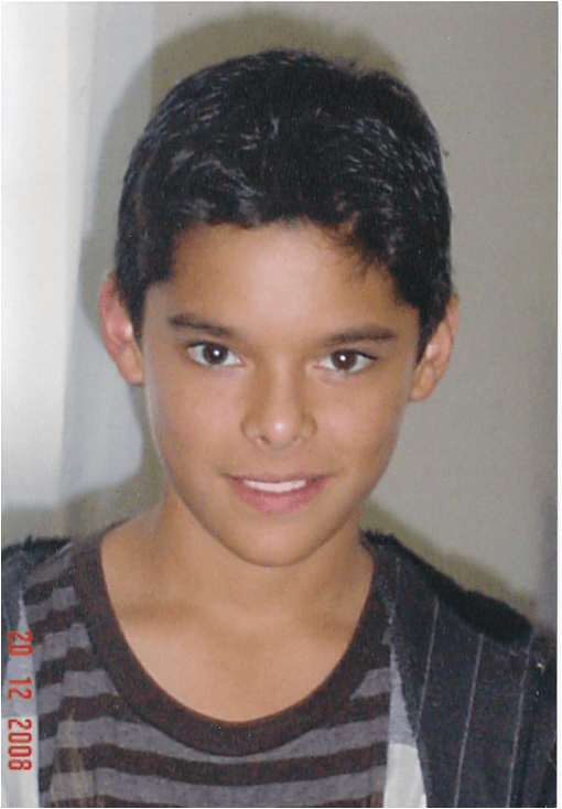 Uno de los chicos más lindos de La Banda sin duda. Mauricio busca triunfar y lograr que su padre esté orgulloso de él.