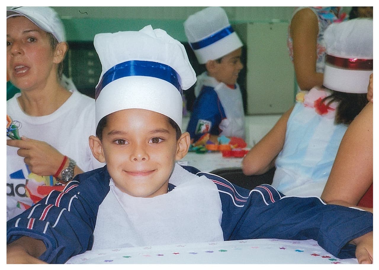 Uno de los chicos más lindos de La Banda sin duda. Mauricio busca triunfar y lograr que su padre esté orgulloso de él.