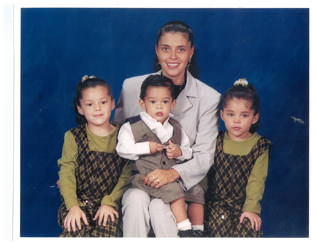 Uno de los chicos más lindos de La Banda sin duda. Mauricio busca triunfar y lograr que su padre esté orgulloso de él.