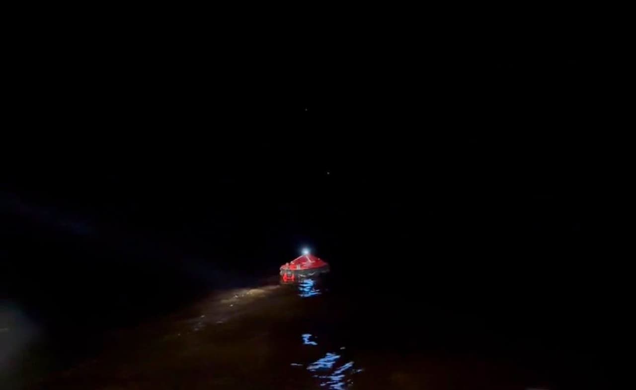 Se hunde ferry en Guyana