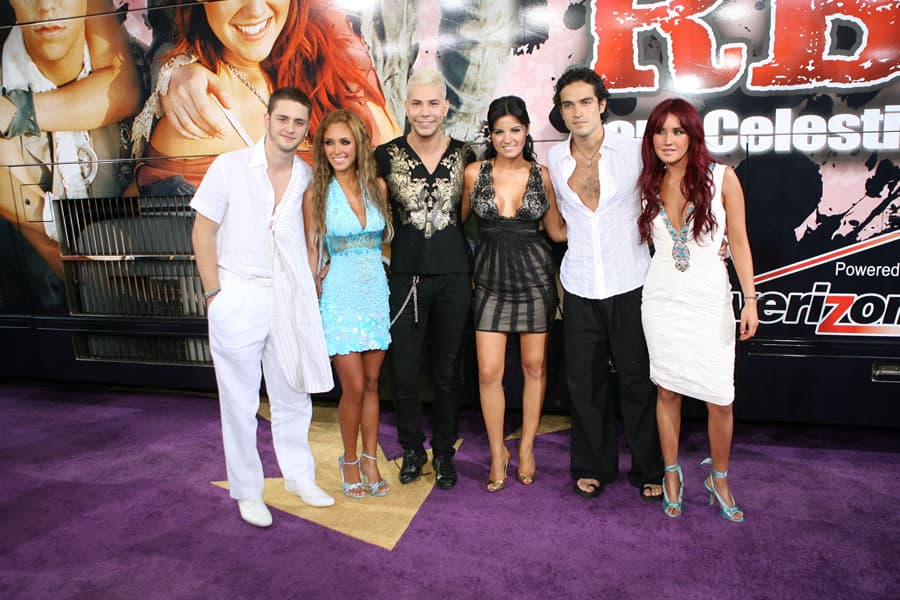 Poncho Herrera, Anahí, Christian Chávez, Maite Perroni, Christopher Uckermann y Dulce María.