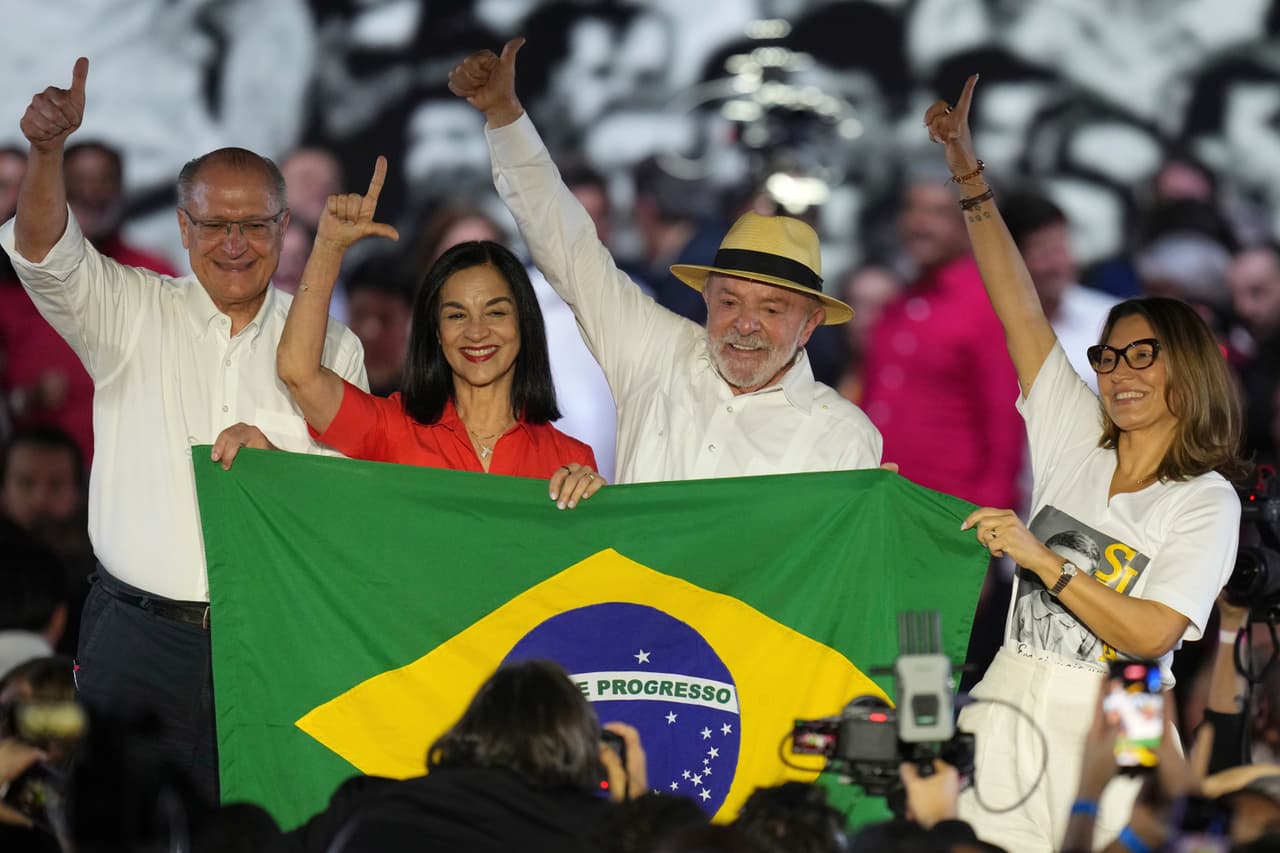 Lula da Silva oficializa candidatura a un cuarto mandato en Brasil: “Estoy muy entero”, afirma a sus 80 años