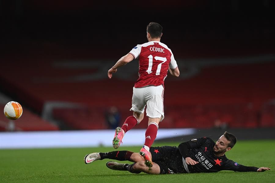 Arsenal y Slavia Prague empatan ya al filo del partido de ida de Cuartos de Final de la UEFA Europa League. Los 'Gunners' ganaban el partido gracias a la anotación de Nicolas Pépé, pero al minuto 93, el equipo de Praga, con gol de Tomas Holes, igualó el marcador.