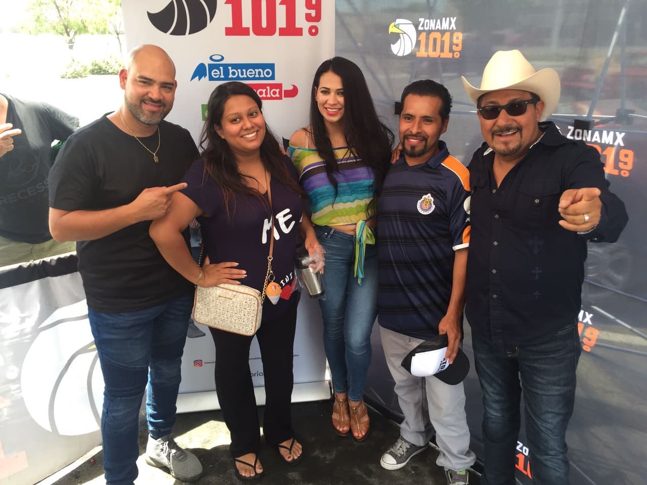 Los oyentes de Anaheim en California disfrutaron de un día lleno de sorpresas al lado de 'El Bueno, La Mala y El Feo'.