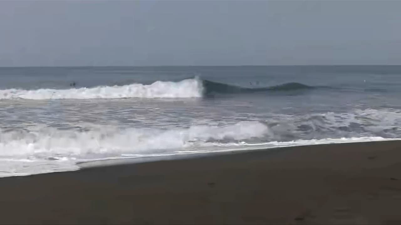 Huracán Polo de categoría 5: Así se ve hoy el oleaje en una playa de México