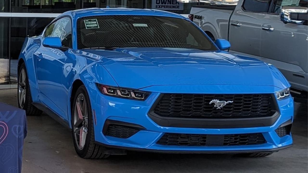 ¿Un auto deportivo o 10 mil dólares?: llaman a donadores de sangre a participar en esta rifa