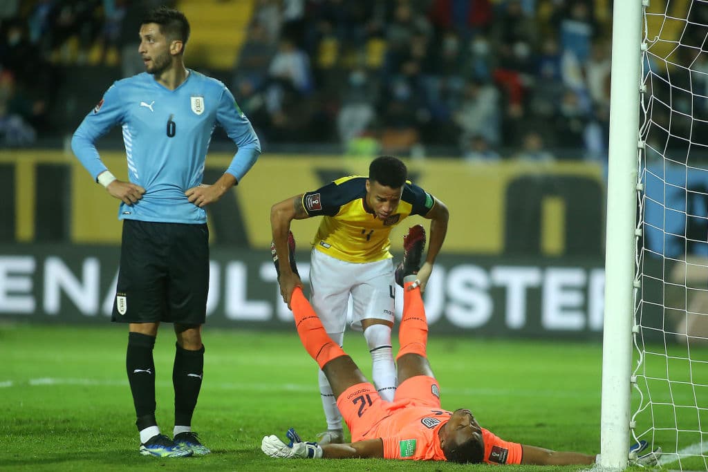 Gastó Pereiro fue el encargado de darle los puntos a los uruguayos con un gol al miuto 90+2 y vencen 1-0 a Ecuador.