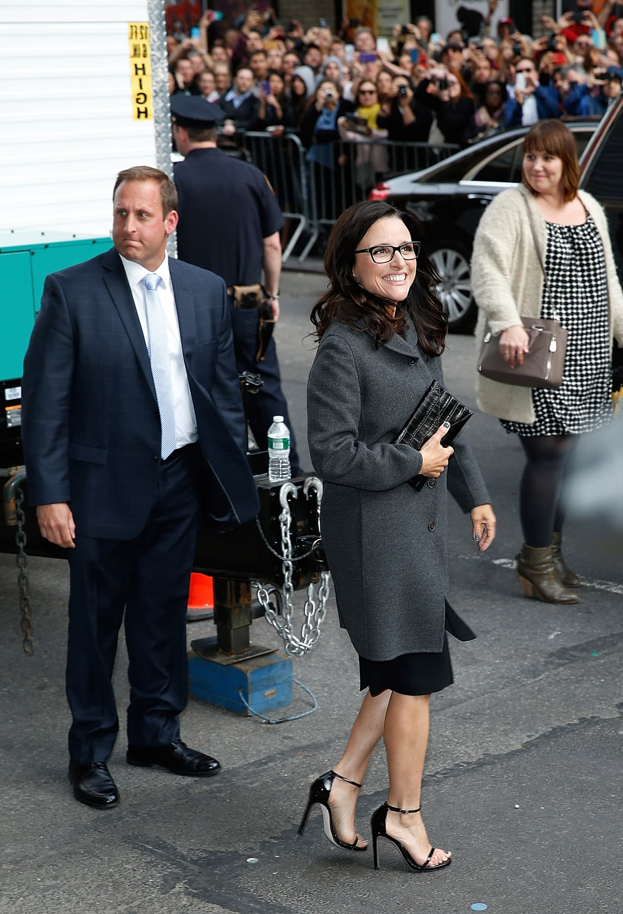 ¡Mira cuánta gente al fondo!