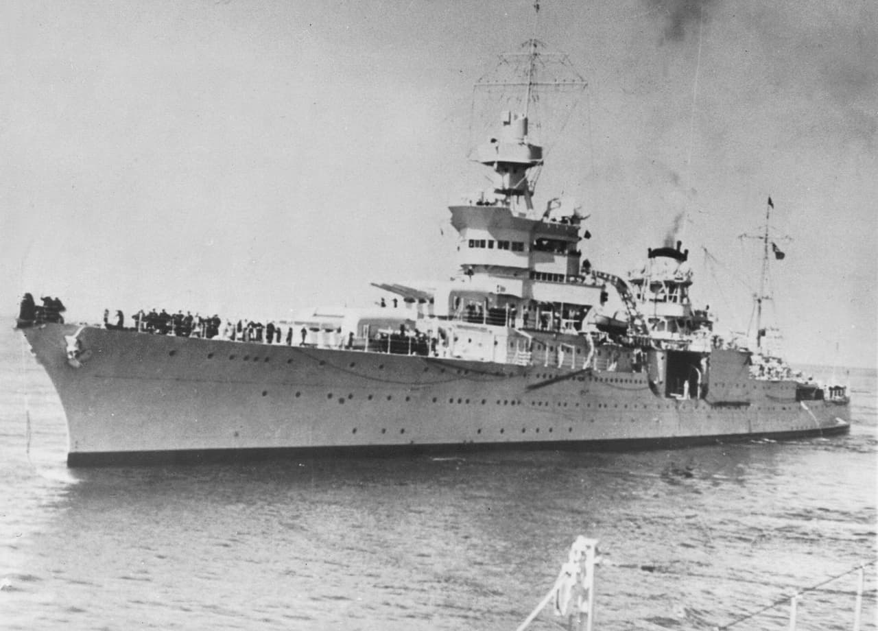 El USS Indianapolis, hundido hace 72 años