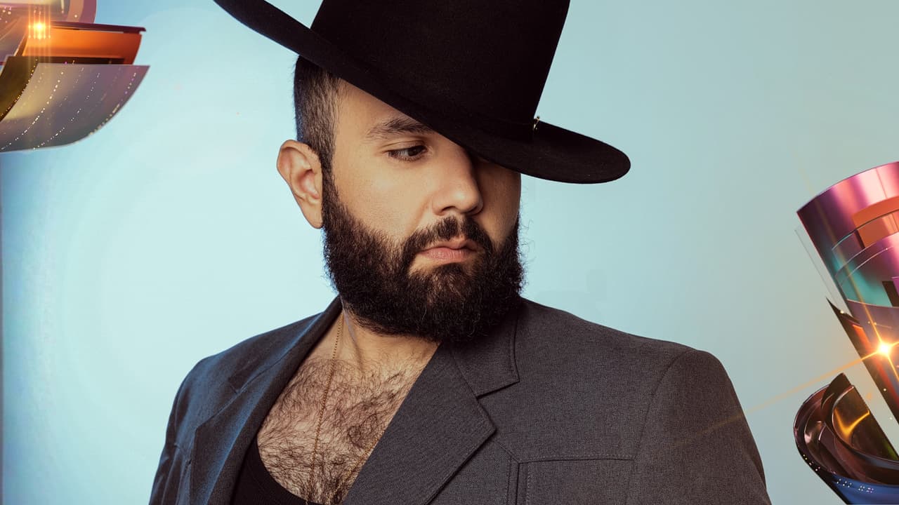 Carín León cantará en el escenario de Premio Lo Nuestro 2026 (así puedes verlo en vivo)