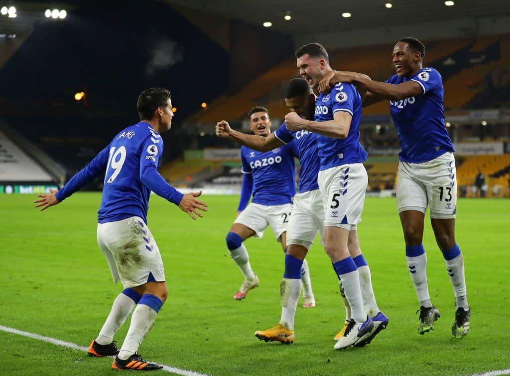 Iwobi (6’) abrió el marcador muy temprano en el partido, pero Rubén Neves (14’) emparejaba los cartones. Michael Keane (77’) marcó el tanto que definió el resultado. Los de Ancelotti se mantienen en los primeros lugares de la competición con 32 unidades, mientras que los Wolves se acercan peligrosamente a zona de descenso con 22 puntos.