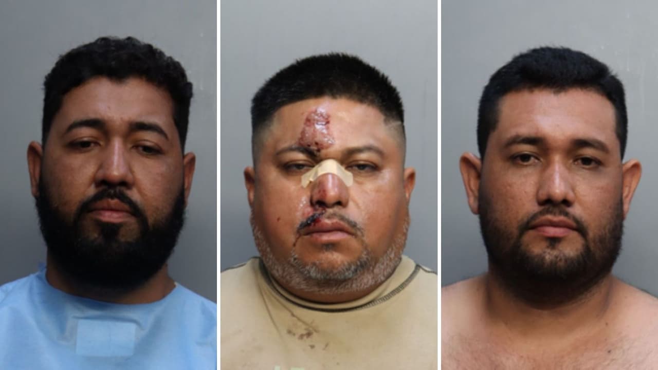 Les recamó por orinar en público y terminó apuñalado con su propio cuchillo
