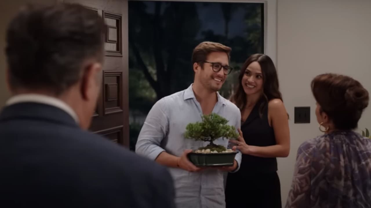 Adria Arjona y Diego Boneta serán la joven pareja que se casará en la película.