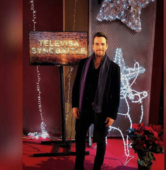 En el set 'Televisa Sync Battle', como lo llamaron, estuvo Mane de la Parra.