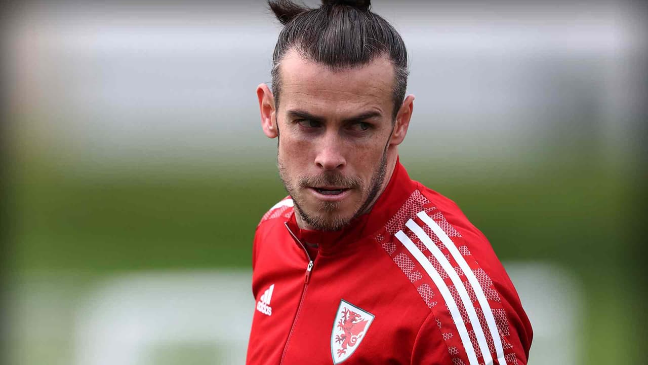 Gareth Bale regresa a su selección como titular