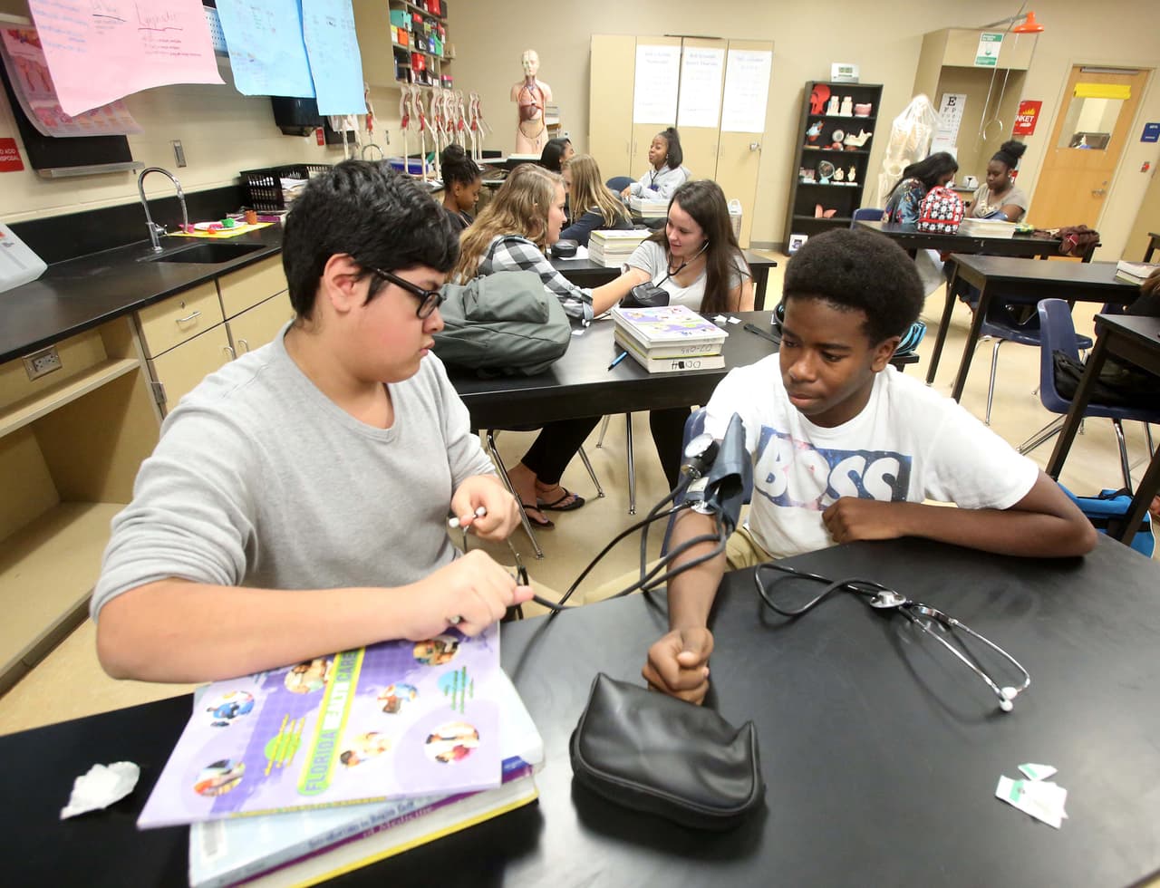 Cómo la oleada de boricuas en Florida Central afecta las escuelas públicas