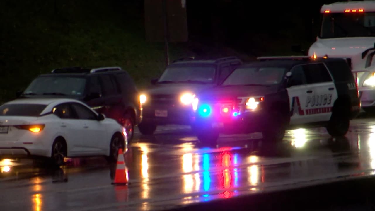 En el sitio murió un peatón que no ha sido identificado y todavía no se sabe qué pasó en el sitio.