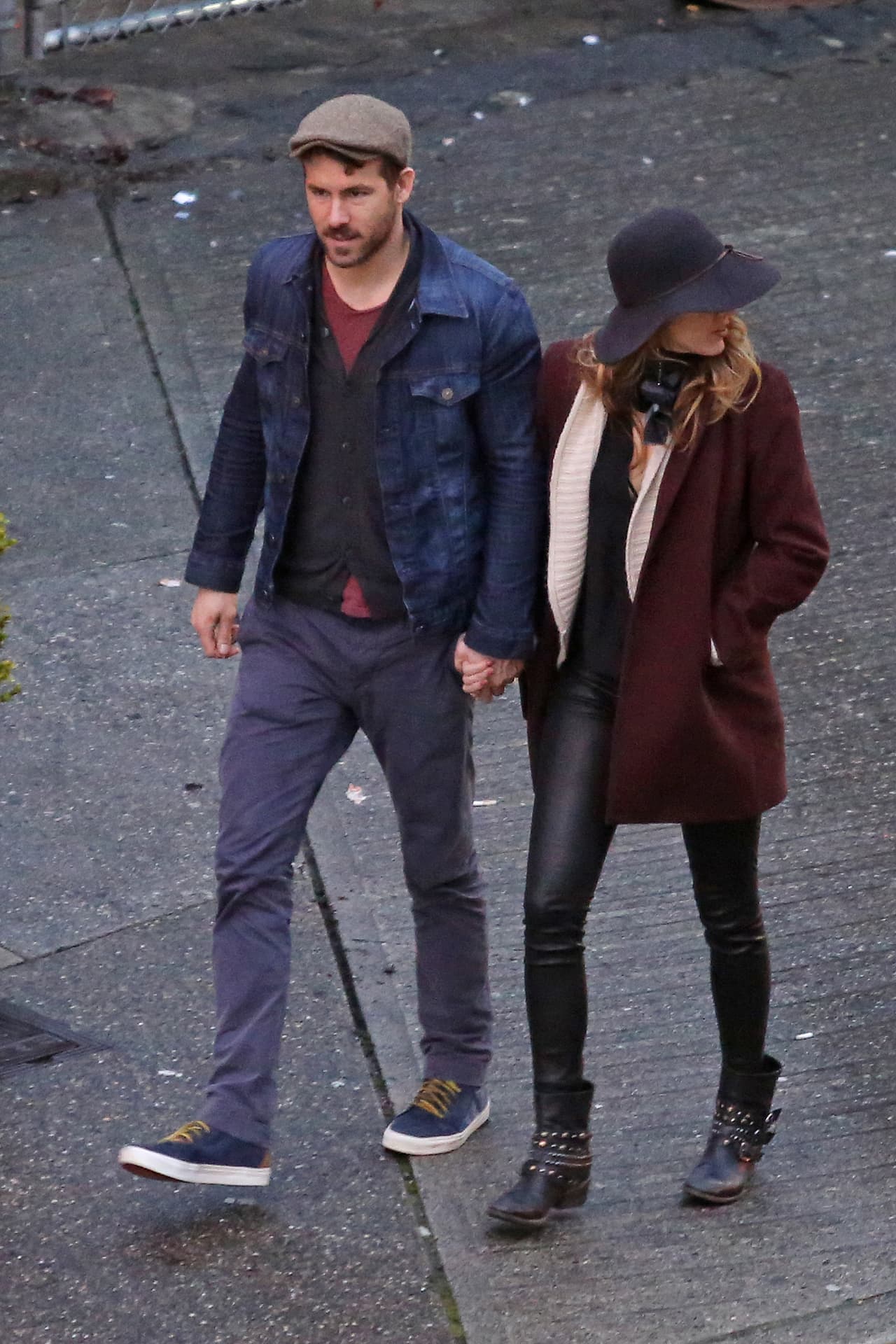 Blake Lively las adora porque son perfectas para los días lluviosos. Basta combinarlas con tu color favorito, un gorrito o un sombrero en negro y tu 'street style' será perfecto para la lluvia y el frío.