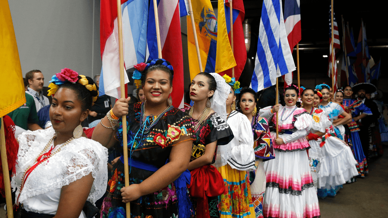 Es oficial: hispanos son el grupo demográfico más grande de Texas, indican nuevas estimaciones del censo