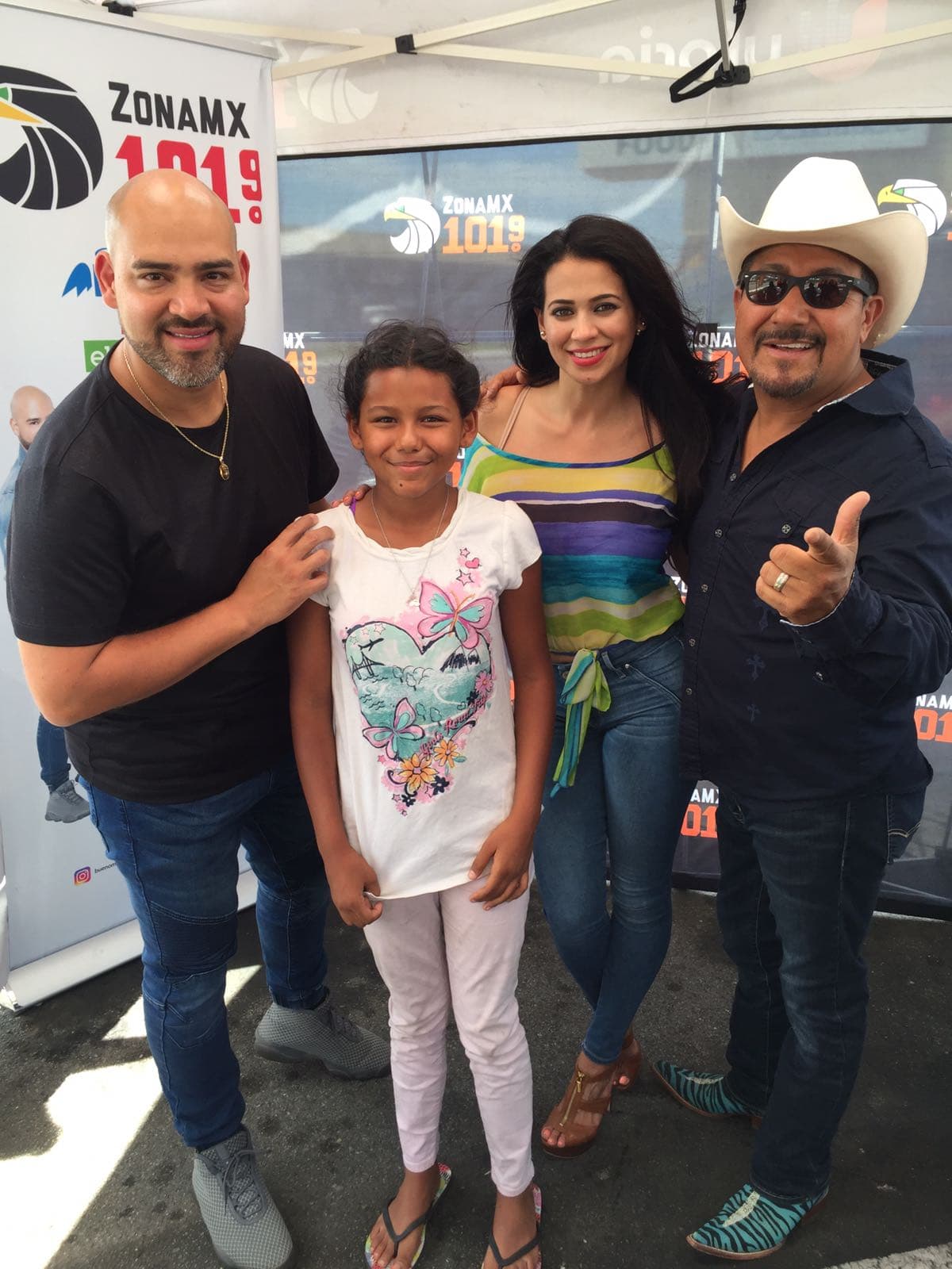 Los oyentes de Anaheim en California disfrutaron de un día lleno de sorpresas al lado de 'El Bueno, La Mala y El Feo'.