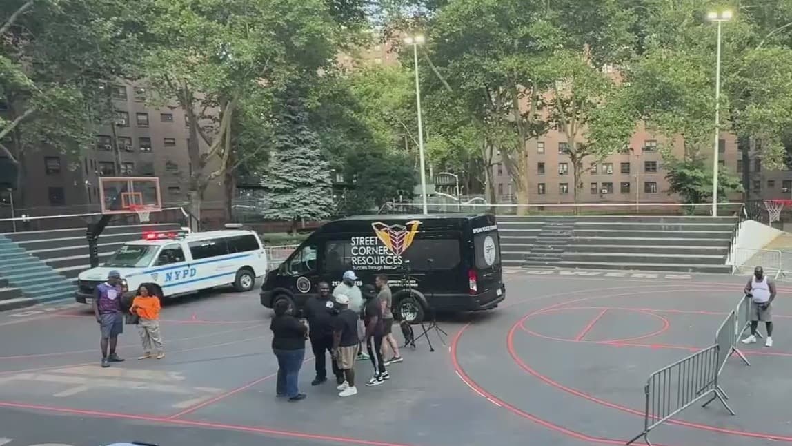 Exigen justicia tras asesinato de Kinu Rochford, exjugador de baloncesto abatido en Harlem