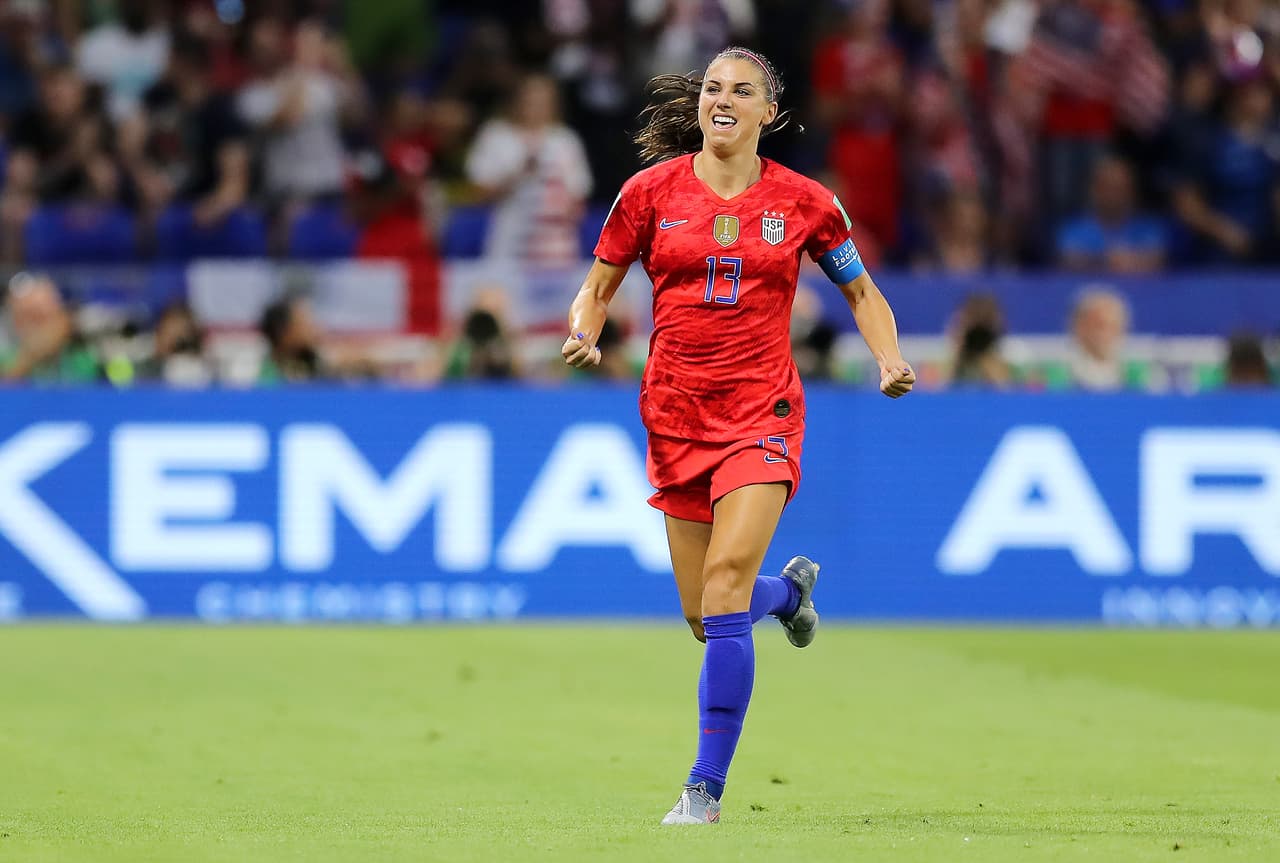 Lindsey Horan fue la que encontró a la estrella del Team USA en el área con su centro, pero Morgan puso su cuota en la jugada con una gran anticipación a la defensa y la buena definición.