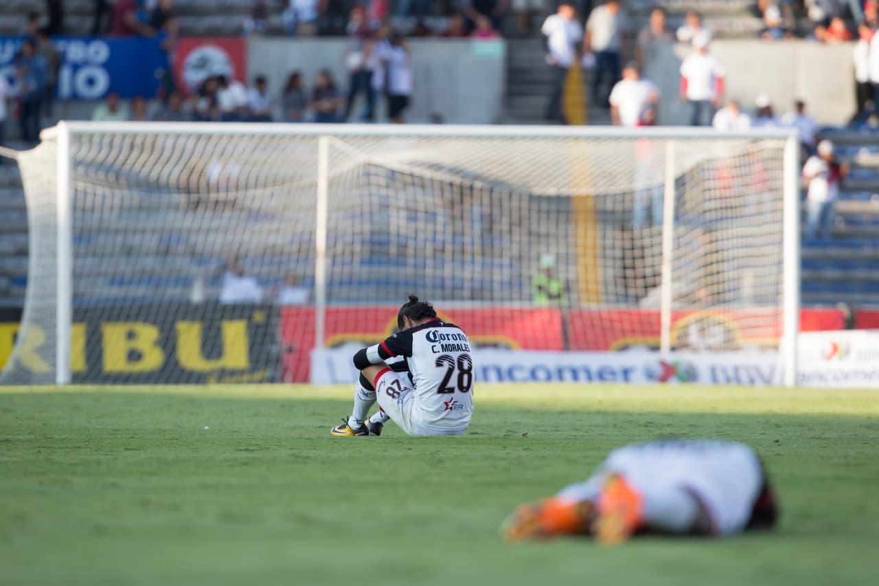 Los Lobos parecen estar condenados al descenso luego de sufrir una nueva derrota, ahora en condición de local.